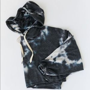 Urban Outfitters Tie-Dye Cropped Hoodie NWOT